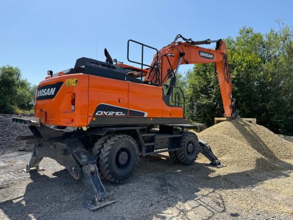 ⁦דוסן DX210W5 מודל 2021⁩ – תמונה ⁦2⁩